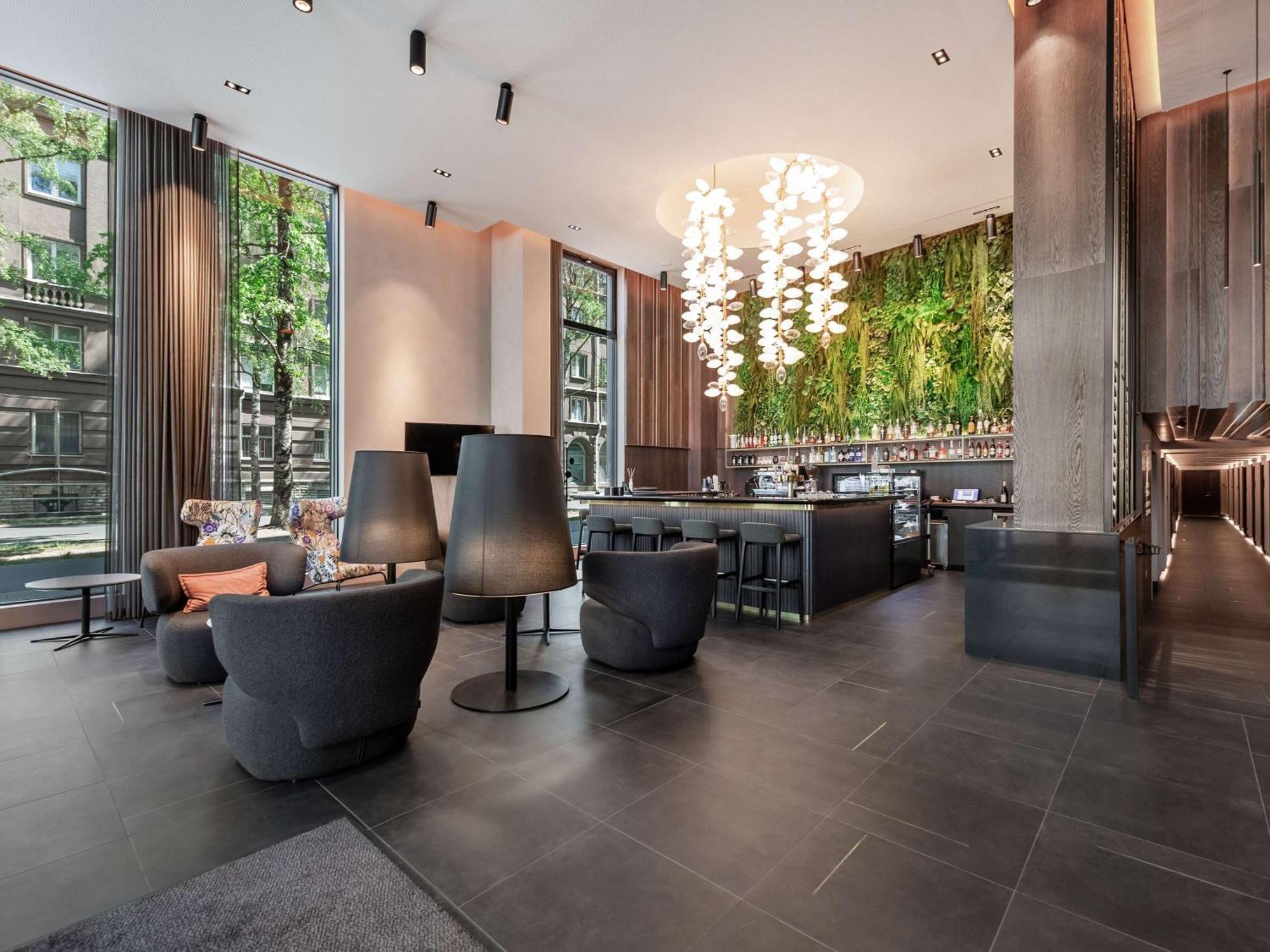 Hotel Movenpick 4*