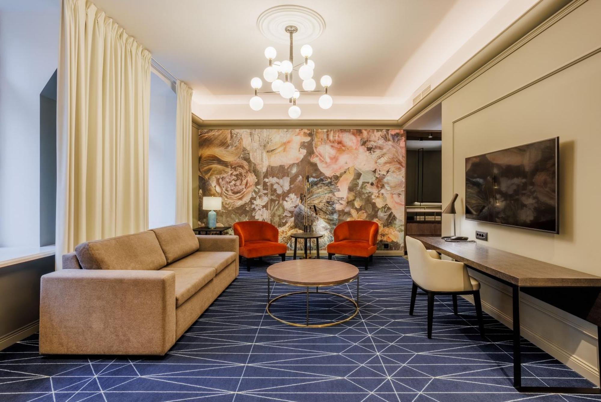 L'embitu Superior Hotel 4*